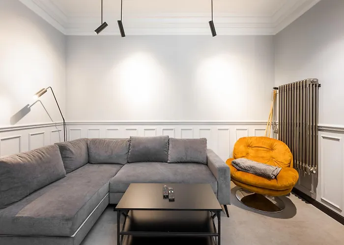 Powisle Riverside Haven Apartment