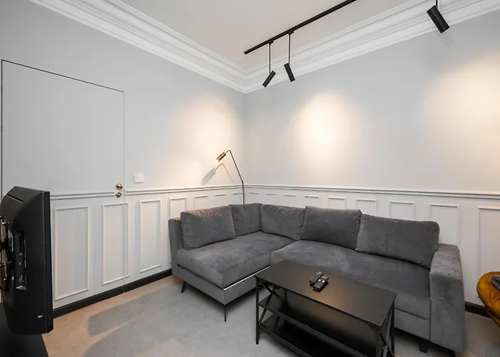Powisle Riverside Haven Apartment